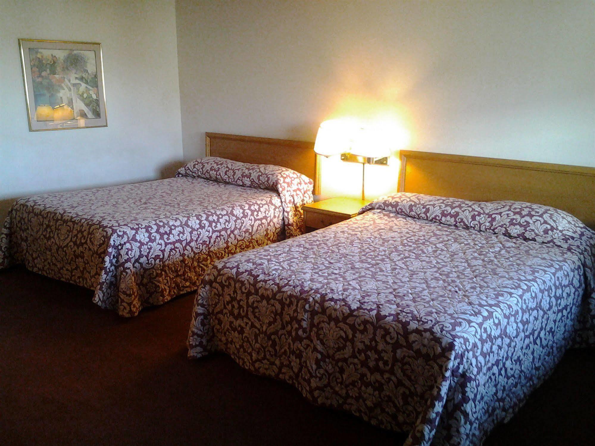 Yakima Valley Inn Екстер'єр фото